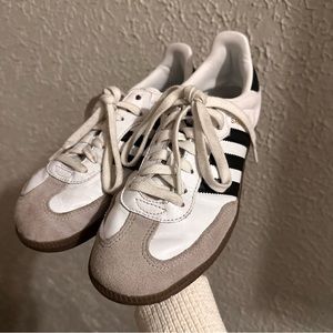 Adidas Sambas